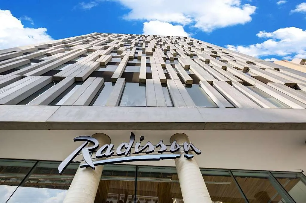 Radisson Hotel Pinheiros, Sao Paulo contacts